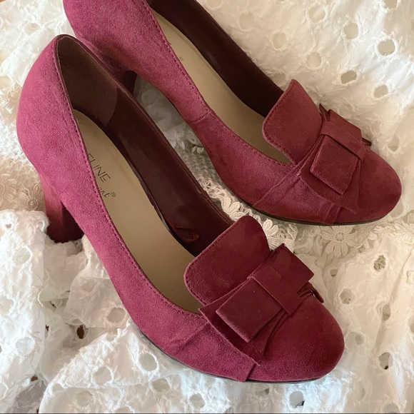 Madeline Stuart Burgundy Vintage Look Pumps - Picture 2 of 9